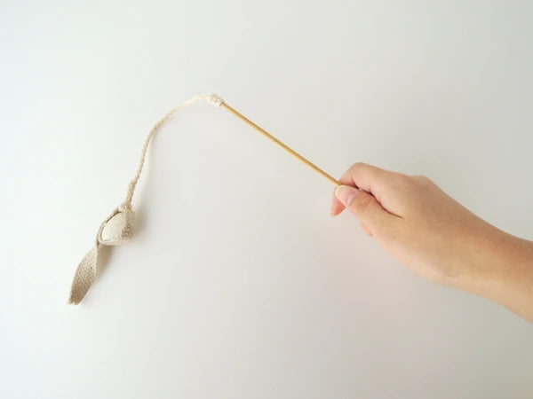 silkworm cocoon dental cat teaser toy