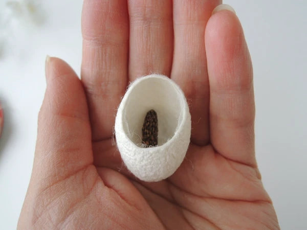 silkworm cocoon dental cat teaser toy